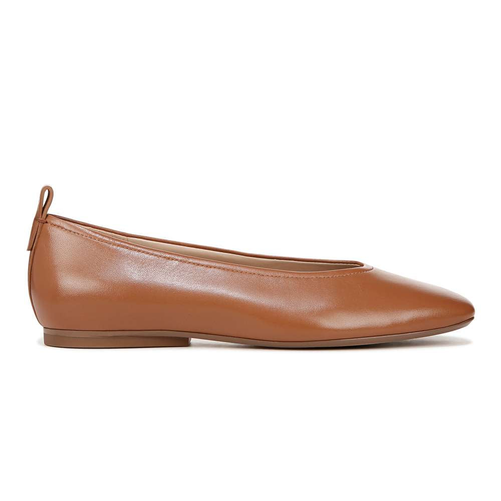 Carla Flat - English Tea